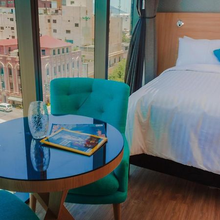 Hotel Kavia Монтеррей Экстерьер фото