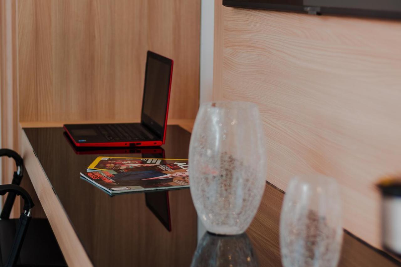 Hotel Kavia Монтеррей Экстерьер фото