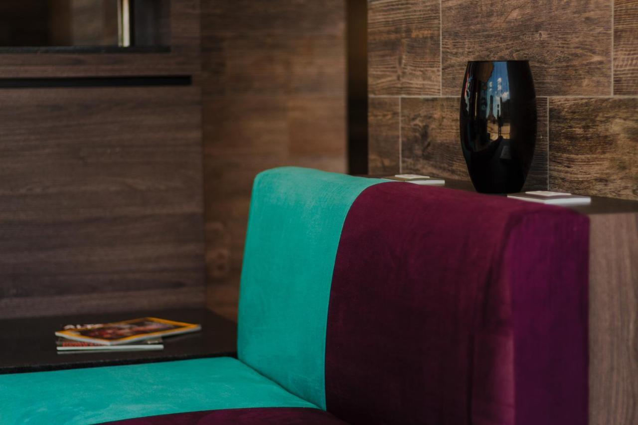 Hotel Kavia Монтеррей Экстерьер фото